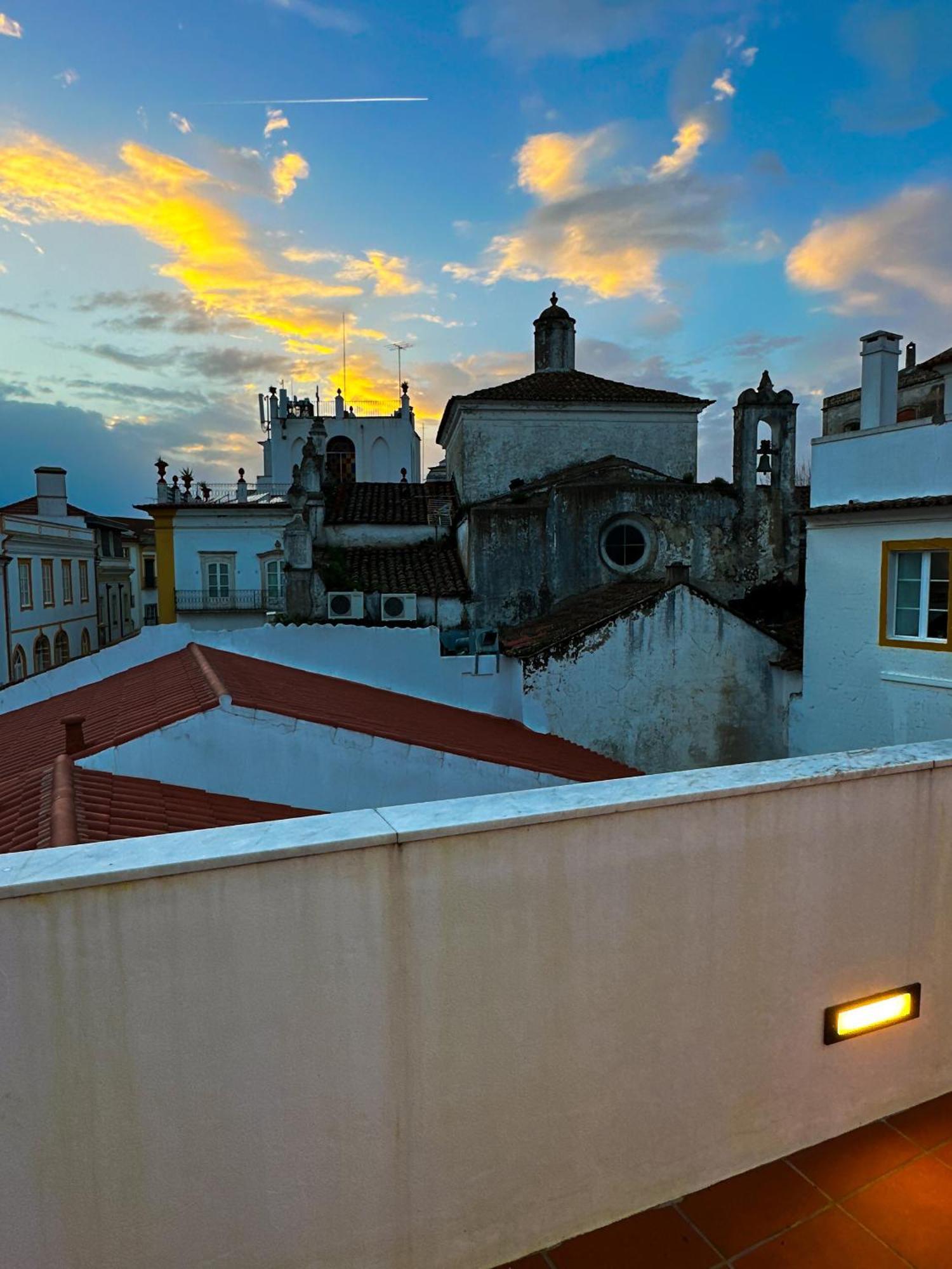 Largo Inn Suites Evora Évora Exterior foto